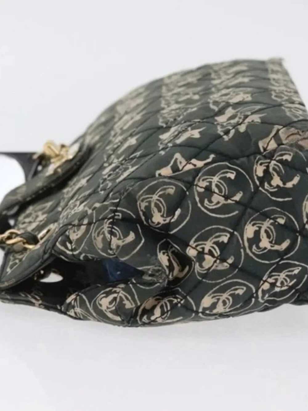 CHANEL Matelasse Chain Shoulder Bag Nylon Green Gold CC Auth ARZ394A